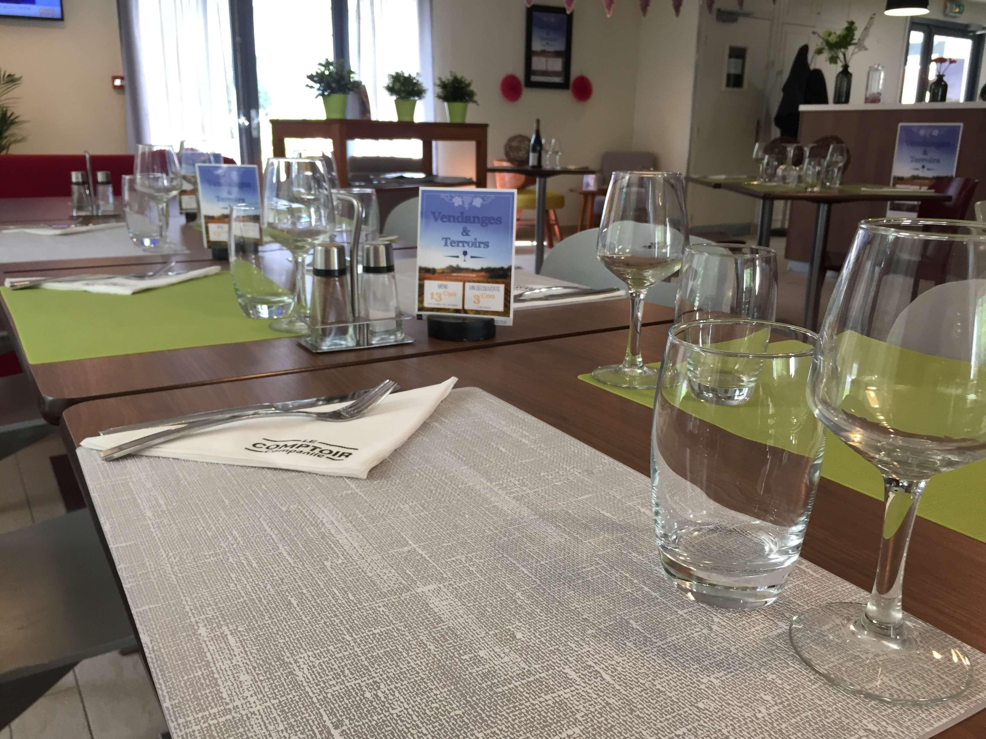 Campanile Evry Est - Saint Germain Les Corbeil Hotel Bagian luar foto