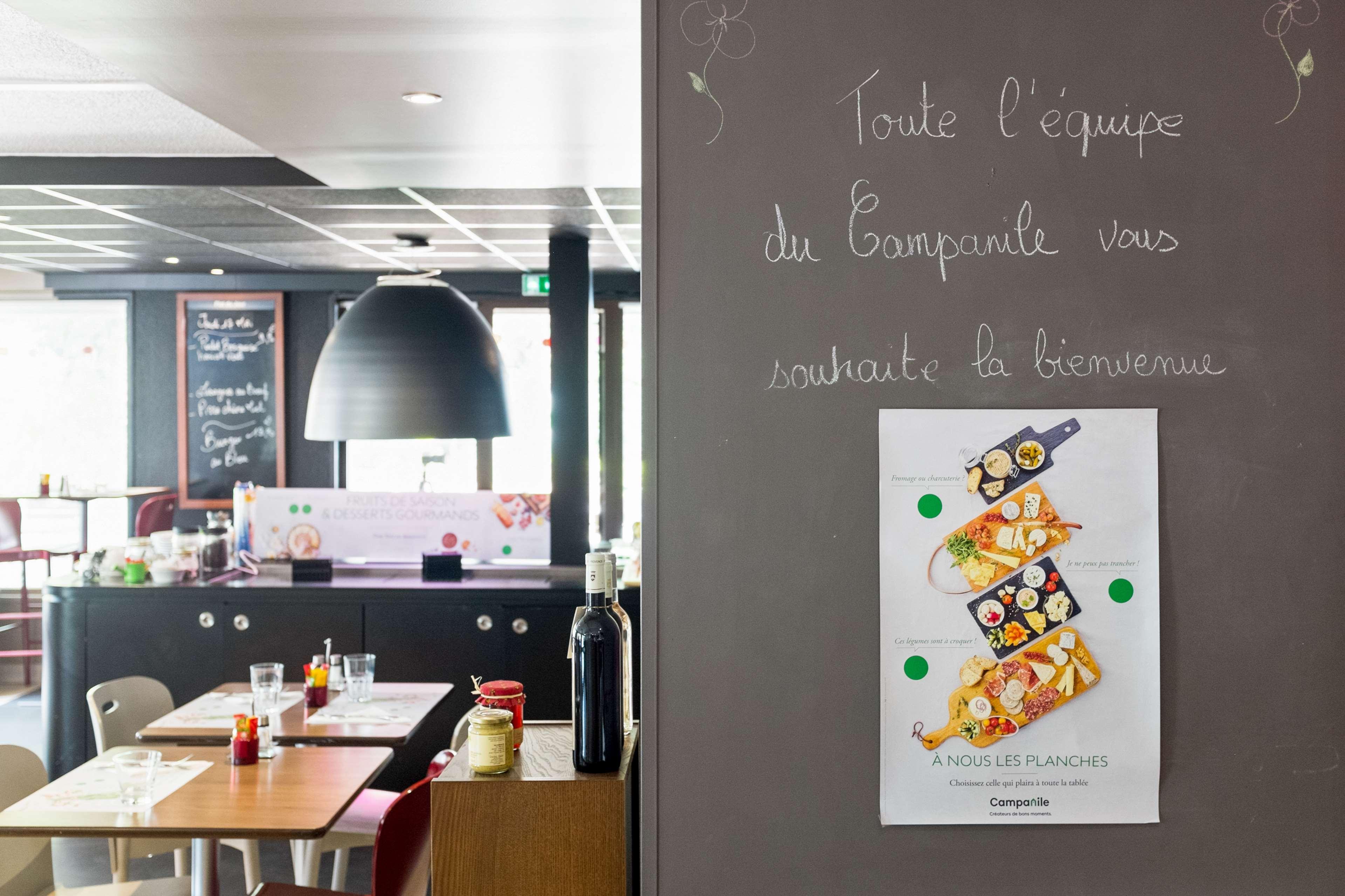 Campanile Evry Est - Saint Germain Les Corbeil Hotel Bagian luar foto